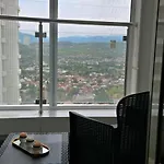 D & B Luxury 26th Floor דירה סקופיה