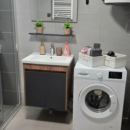 公寓 D & B Luxury 26th Floor 斯科普里