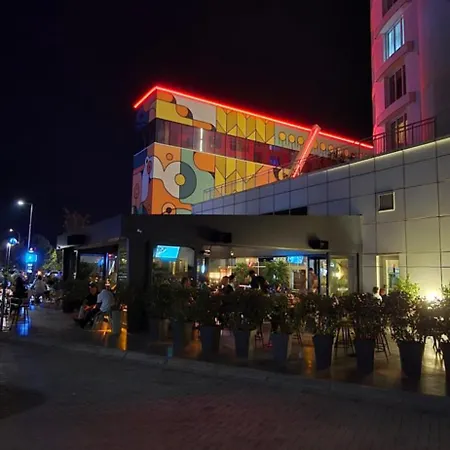 D & B Luxury 26th Floor Üsküp