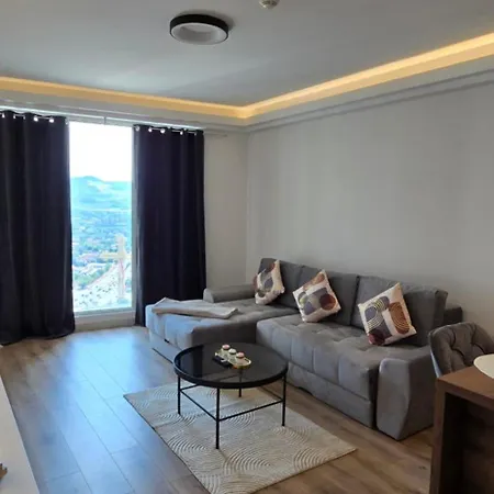 Апартаменты D & B Luxury 26th Floor Скопье