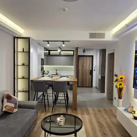 D & B Luxury 26th Floor Апартаменты *