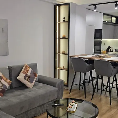 D & B Luxury 26th Floor