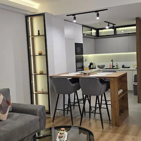 D & B Luxury 26th Floor Апартаменты Скопье