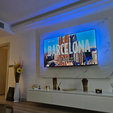 D & B Luxury 26th Floor Апартаменты *