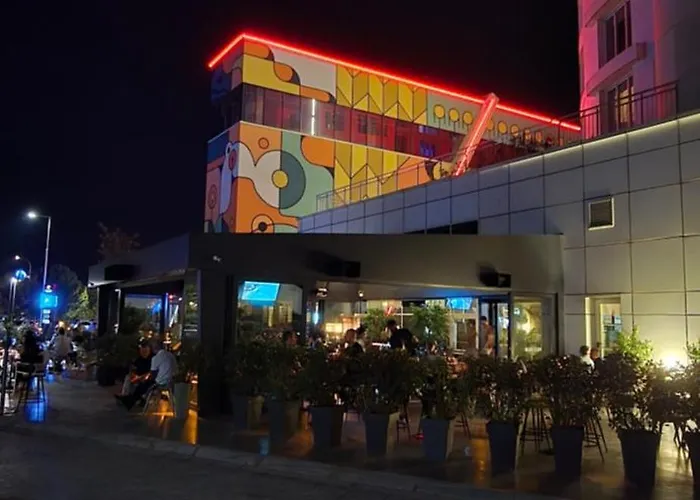 D & B Luxury 26th Floor Üsküp