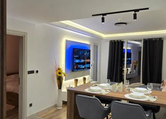 D & B Luxury 26th Floor Апартаменти *