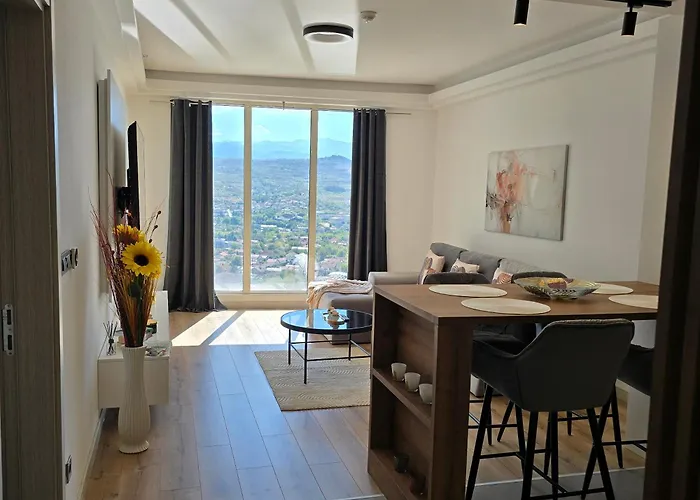 D & B Luxury 26th Floor Апартаменти *